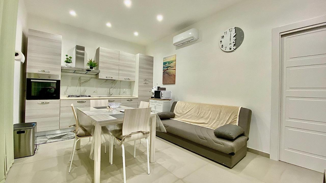 Appartamento Casa Crispino Piano Terra Per 2 Persone Frattaminore Экстерьер фото